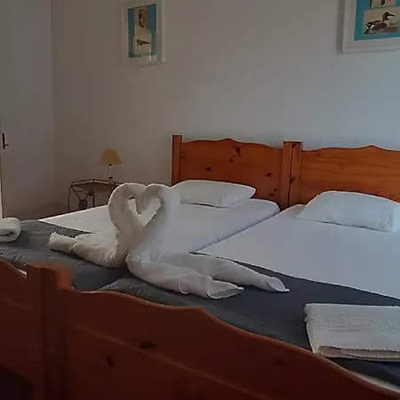 With Roof Terrace In Town Centre Apartamento