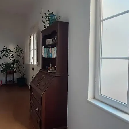 Apartment With Roof Terrace In Town Centre Tavira