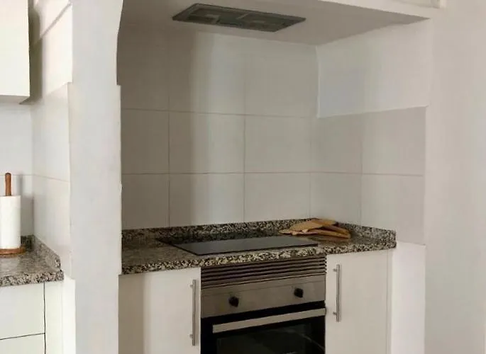 Апартаменты With Roof Terrace In Town Centre *